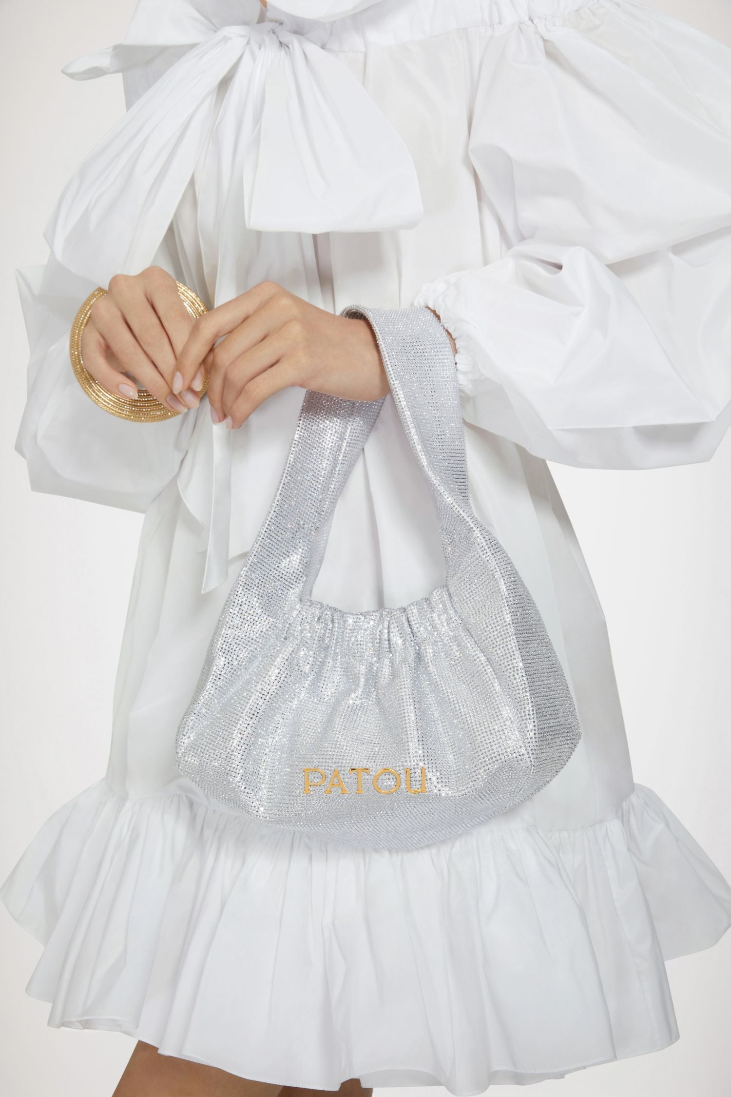 Le Biscuit en satin et strass