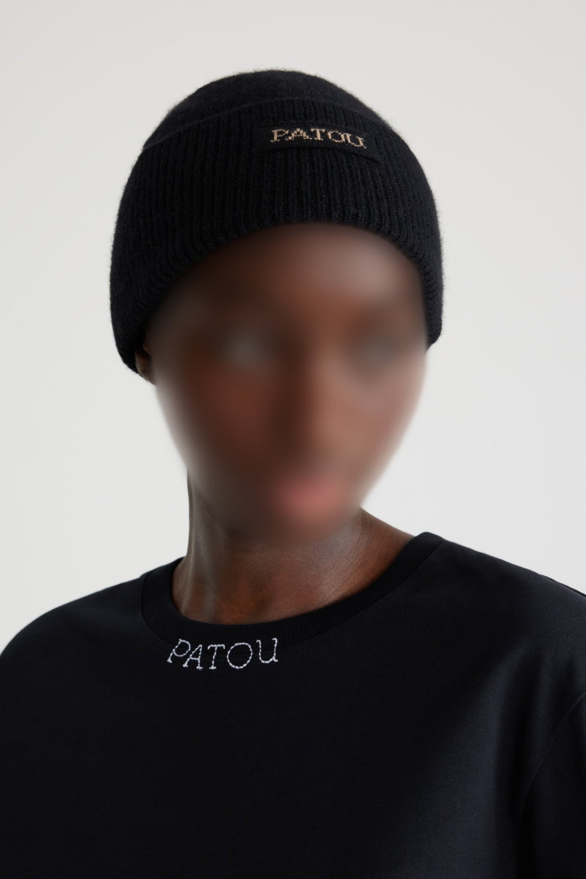 Black / Bonnet Patou en laine et cachemire éco-responsable