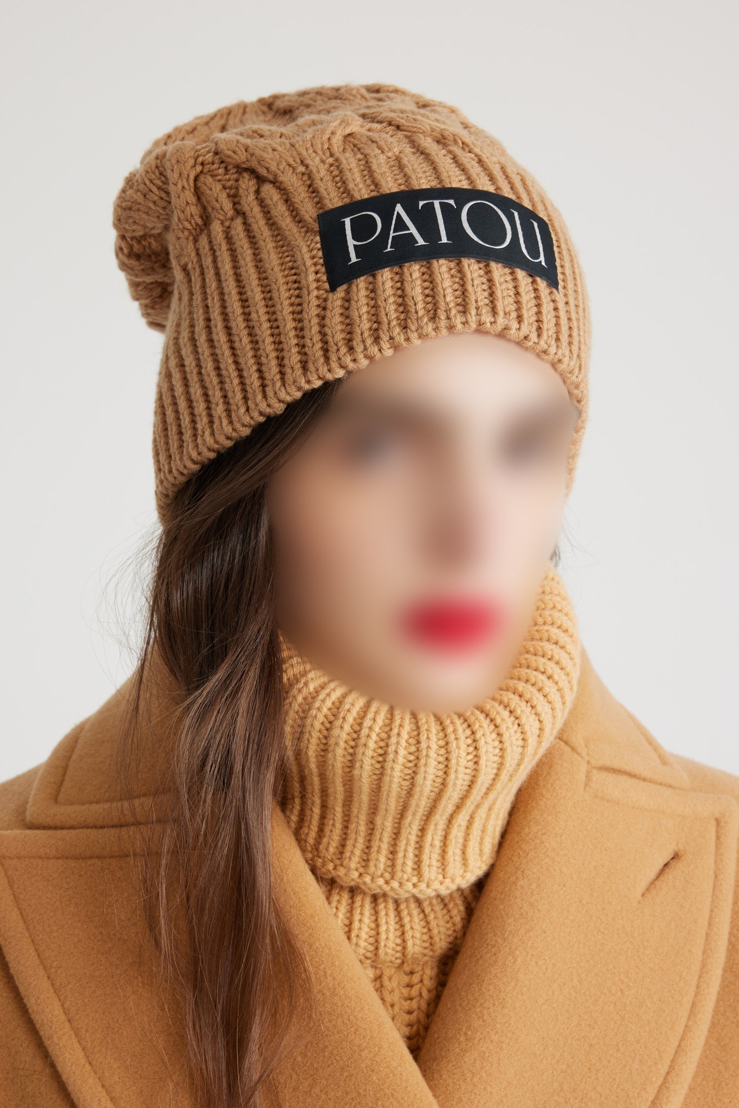 Chestnut / Bonnet tressé en laine éco-responsable
