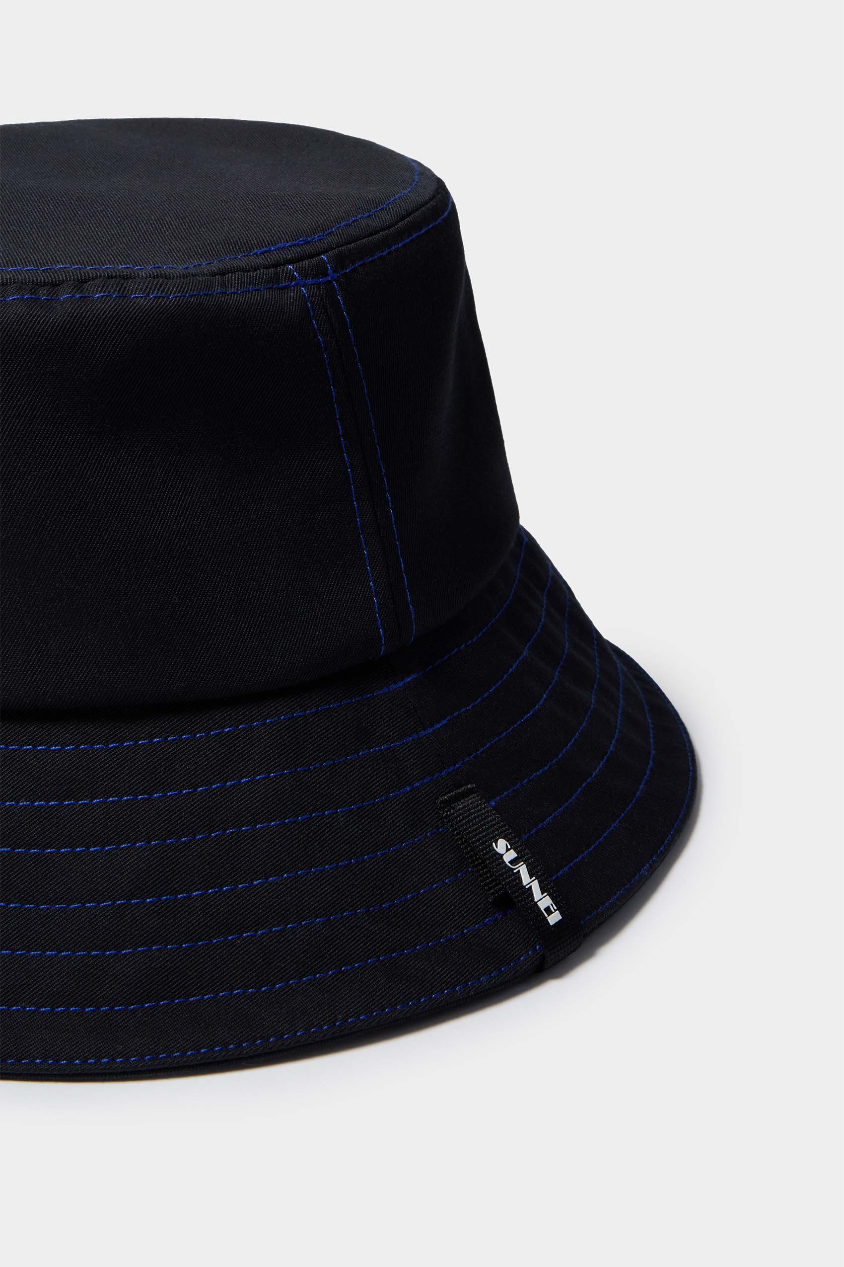 Bob with contrast stitching - Dark Blue