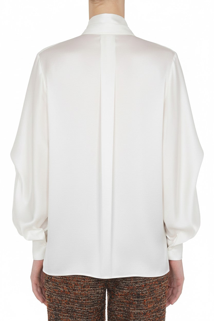 Chemise en soie mélangée avec col lavallière - White