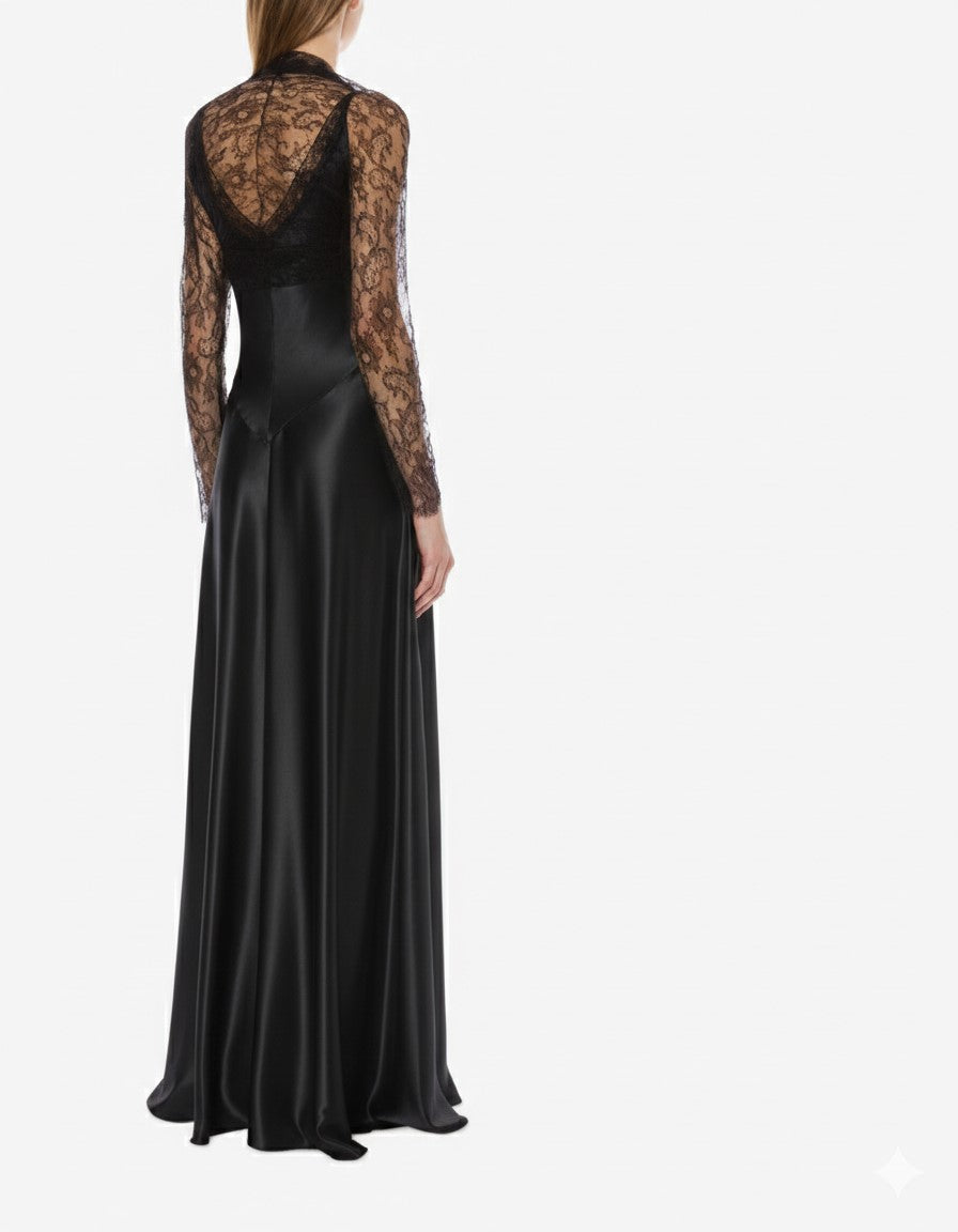 Robe longue en satin avec des empiècements en dentelle - Black