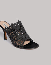 Mules en satin avec broderie anglaise - Black