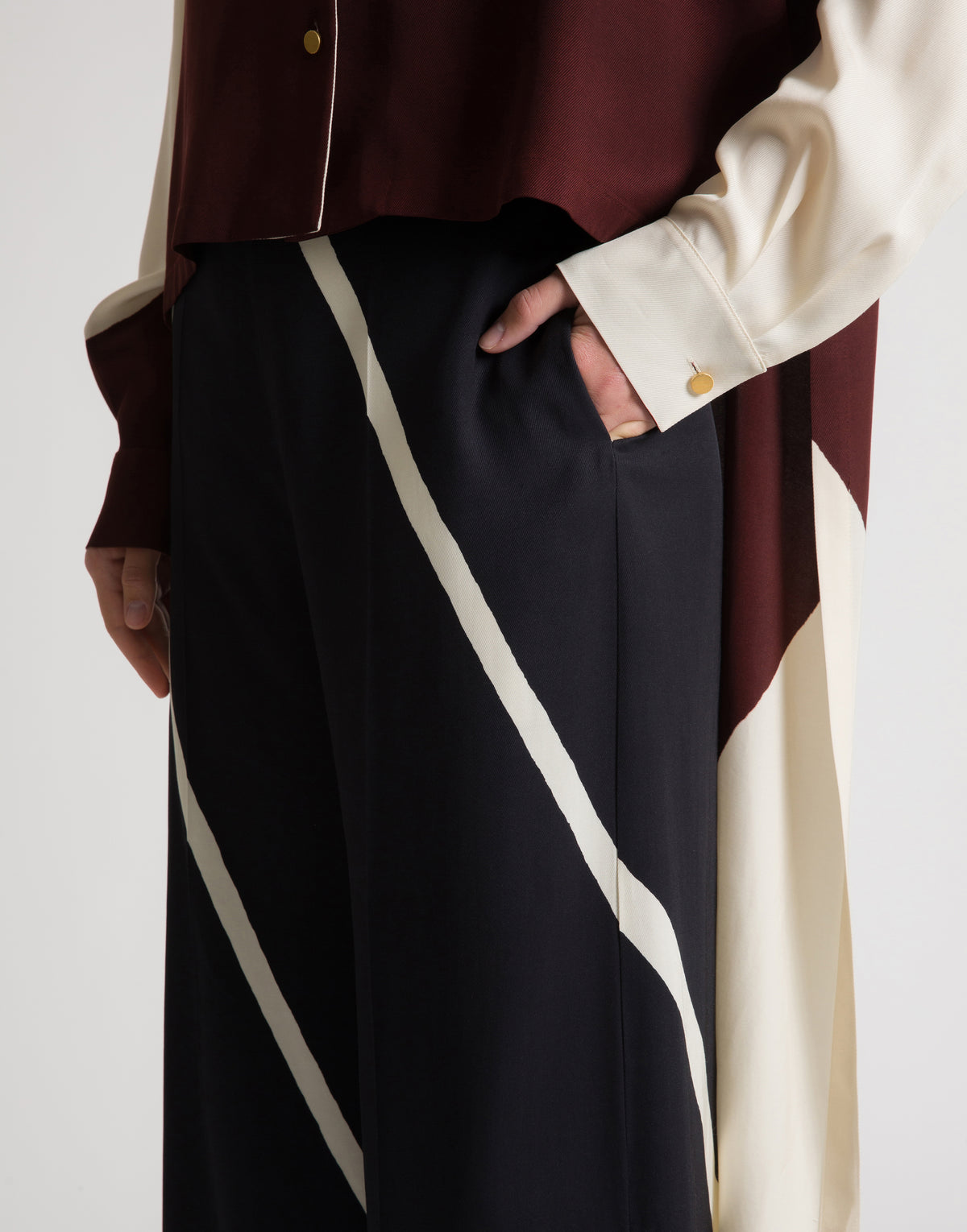 Pantalon en twill de viscose avec imprimé graphique - Black