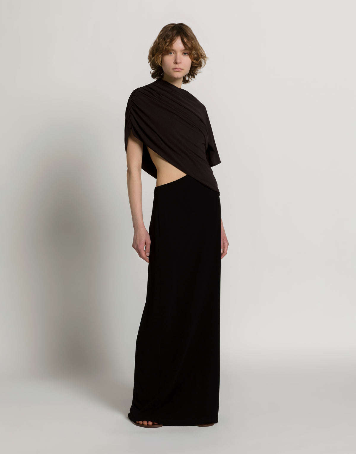 Robe longue drapée avec cut out - Black
