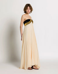 Long robe en mousseline plissée avec broderies métalliques - Ivory
