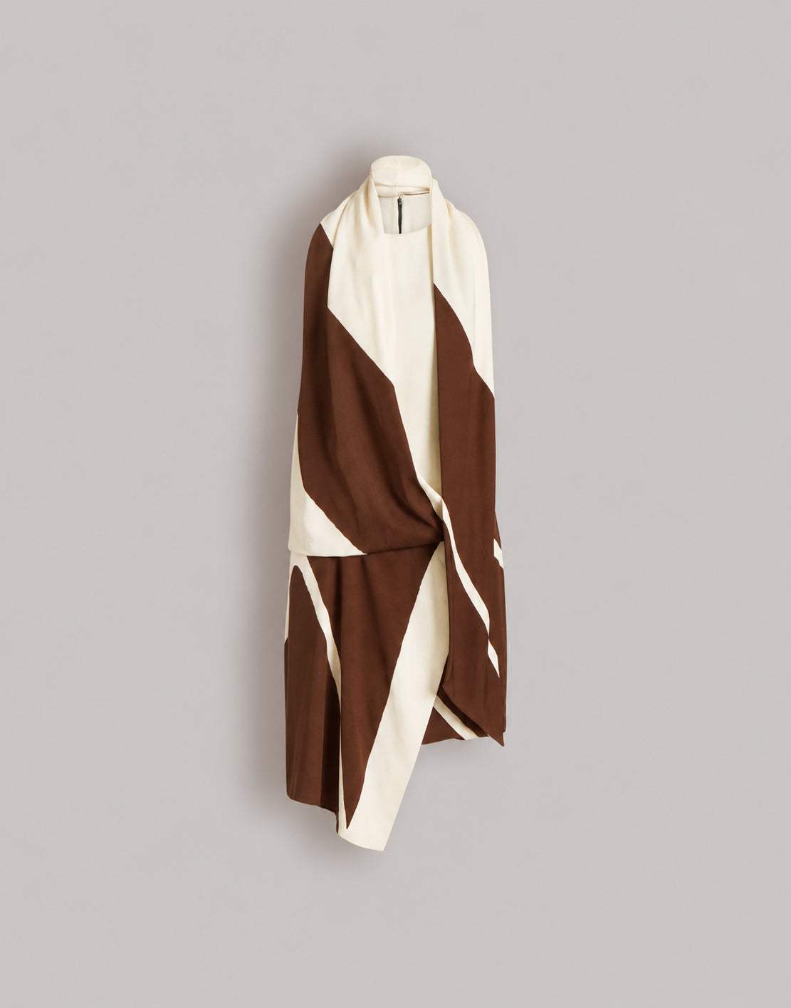 Robe courte asymétrique à imprimé graphique  - Brown