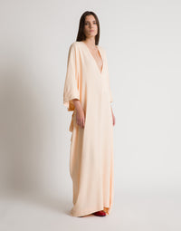 Longue robe caftan avec large encolure en V  - Pink