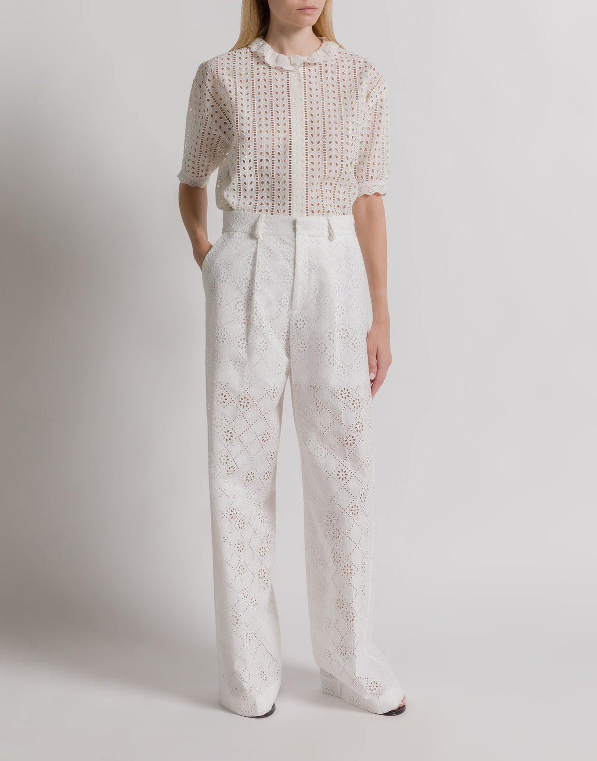 Pantalon large en dentelle Sangallo - White