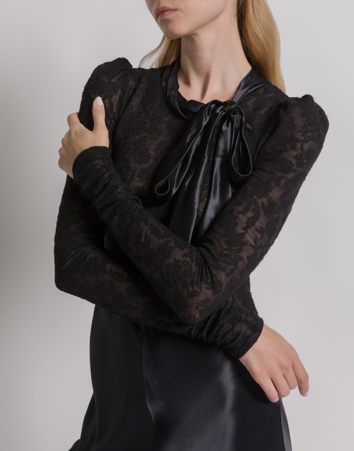 Robe de soirée en satin et dentelle - Black