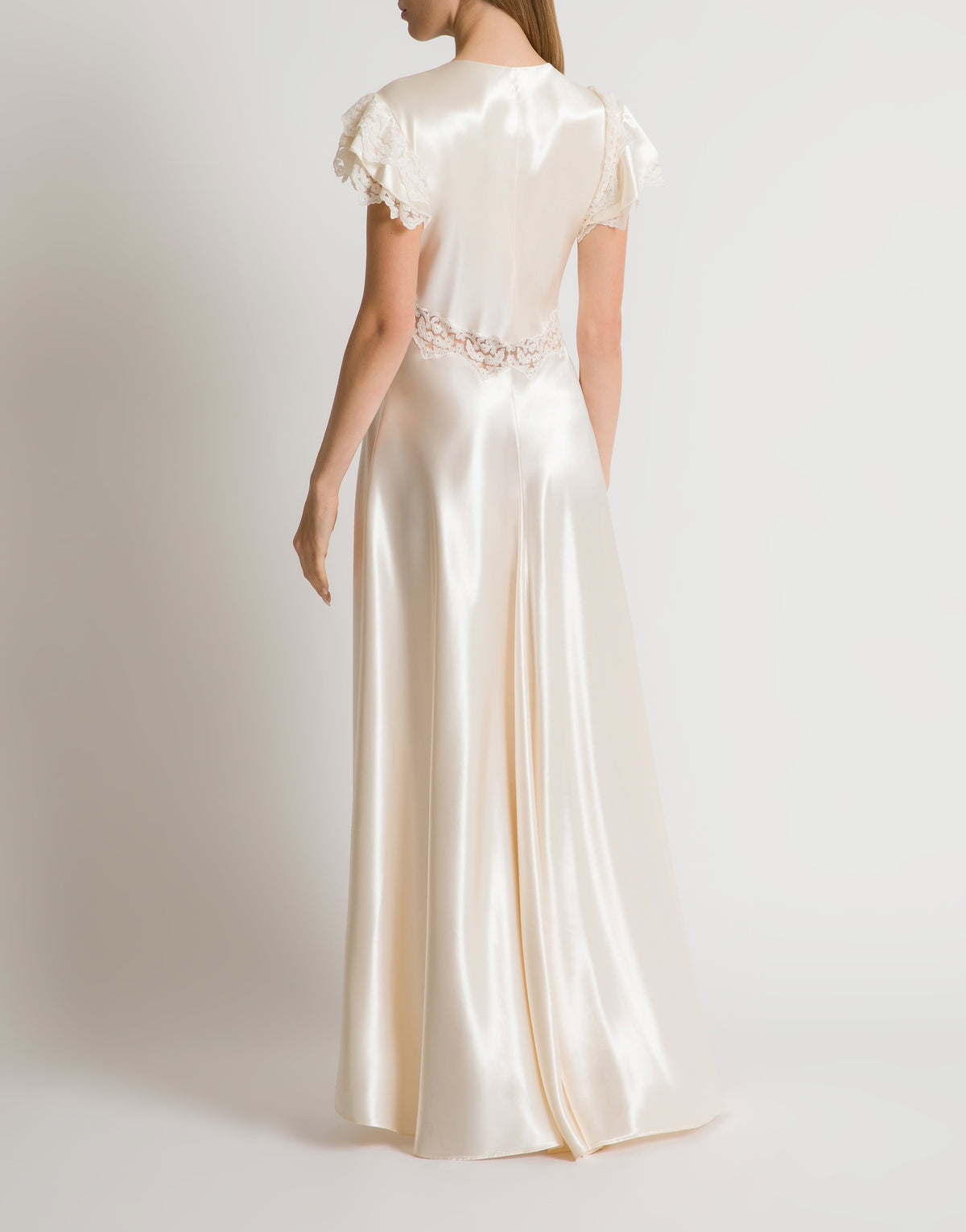 Robe en satin avec manches en dentelle - White