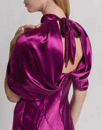 Robe de soirée en satin avec manches cape - Purple