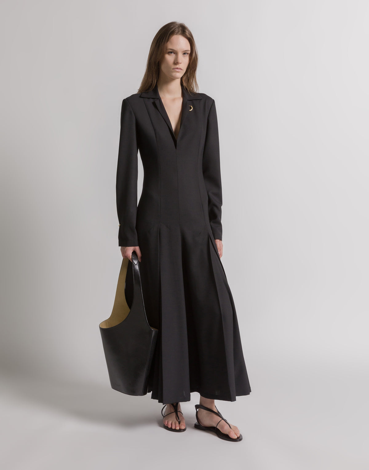 Robe longue en laine avec piercings  - Black
