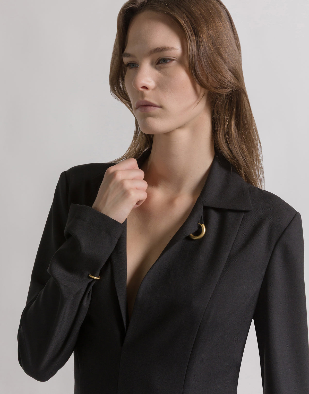 Robe longue en laine avec piercings  - Black