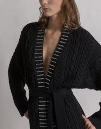 Cardigan en tricot d'Aran avec garniture en cristal baguette  - Black