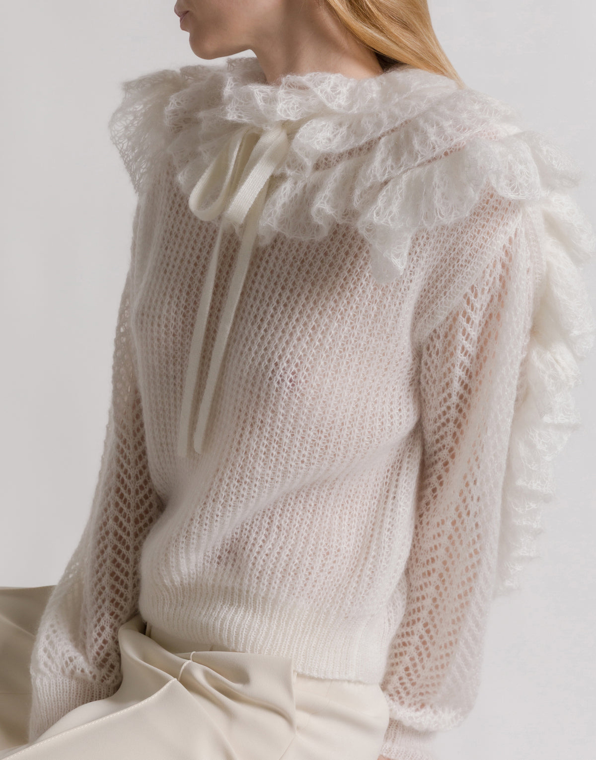Pull à volants en mohair - White