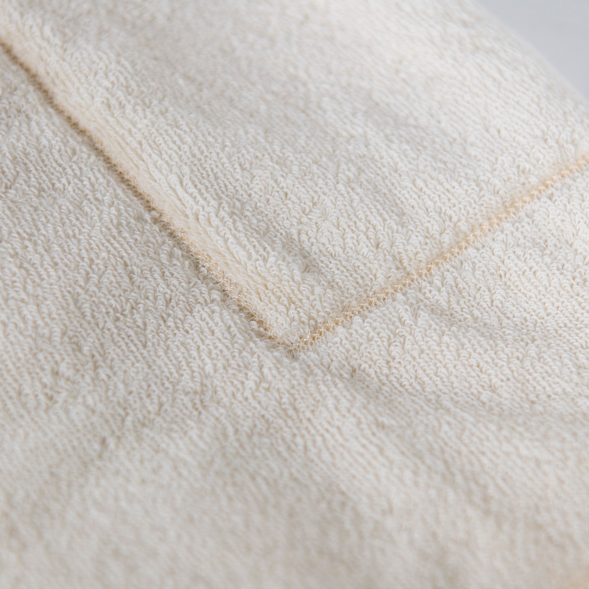 Serviette en coton à bordure - Crème