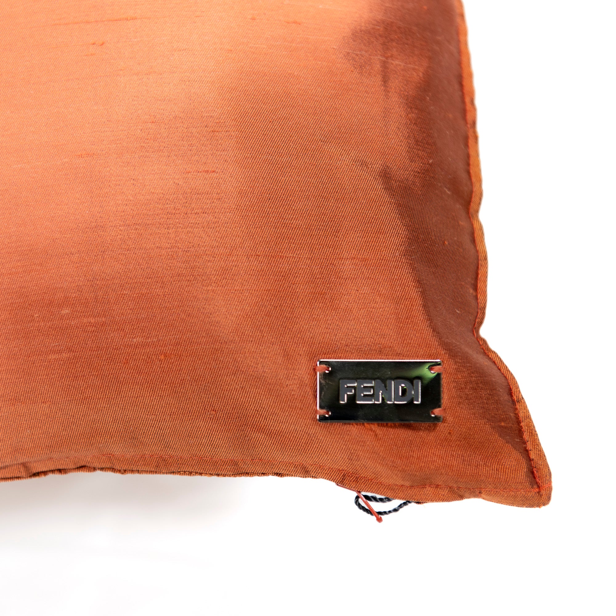 Coussin satiné avec texture visible - Rouge Orangé