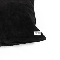 Coussin décoratif en cuir à lignes verticales - Noir
