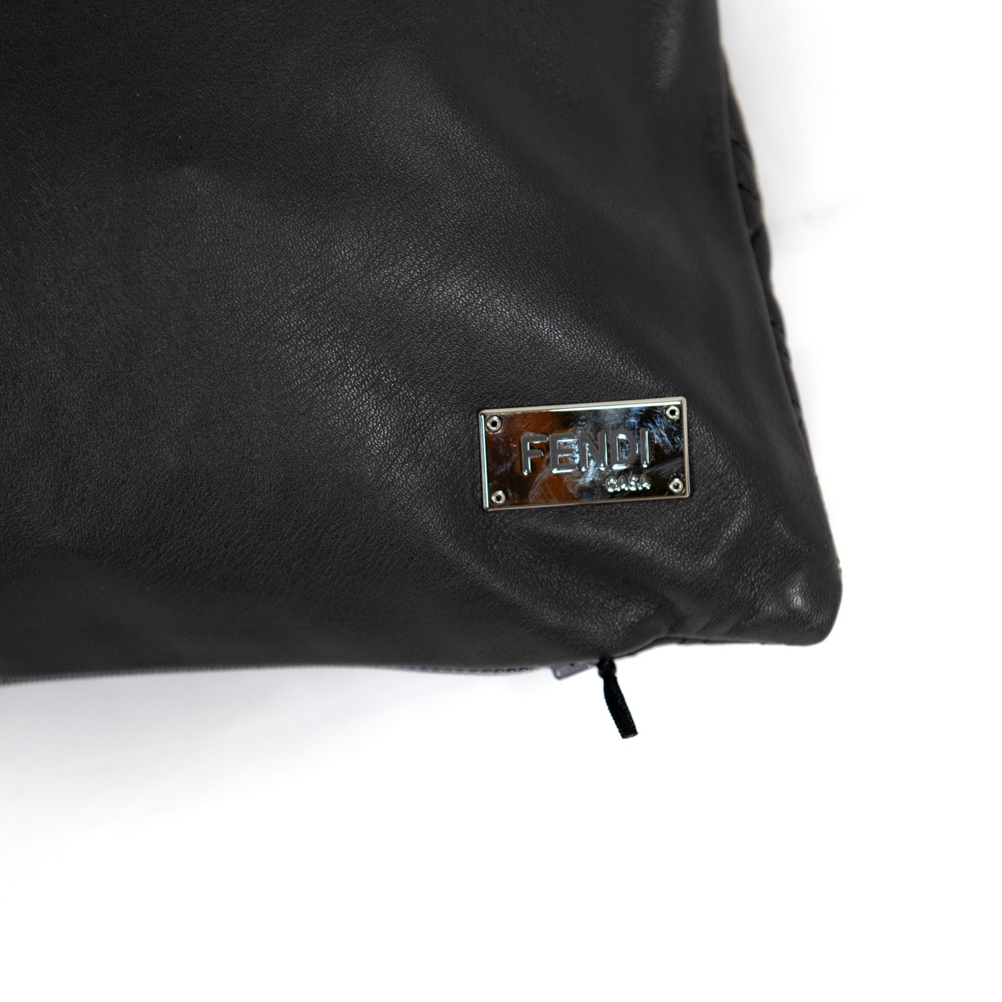 Coussin rectangulaire en cuir matelassé à motifs - Noir