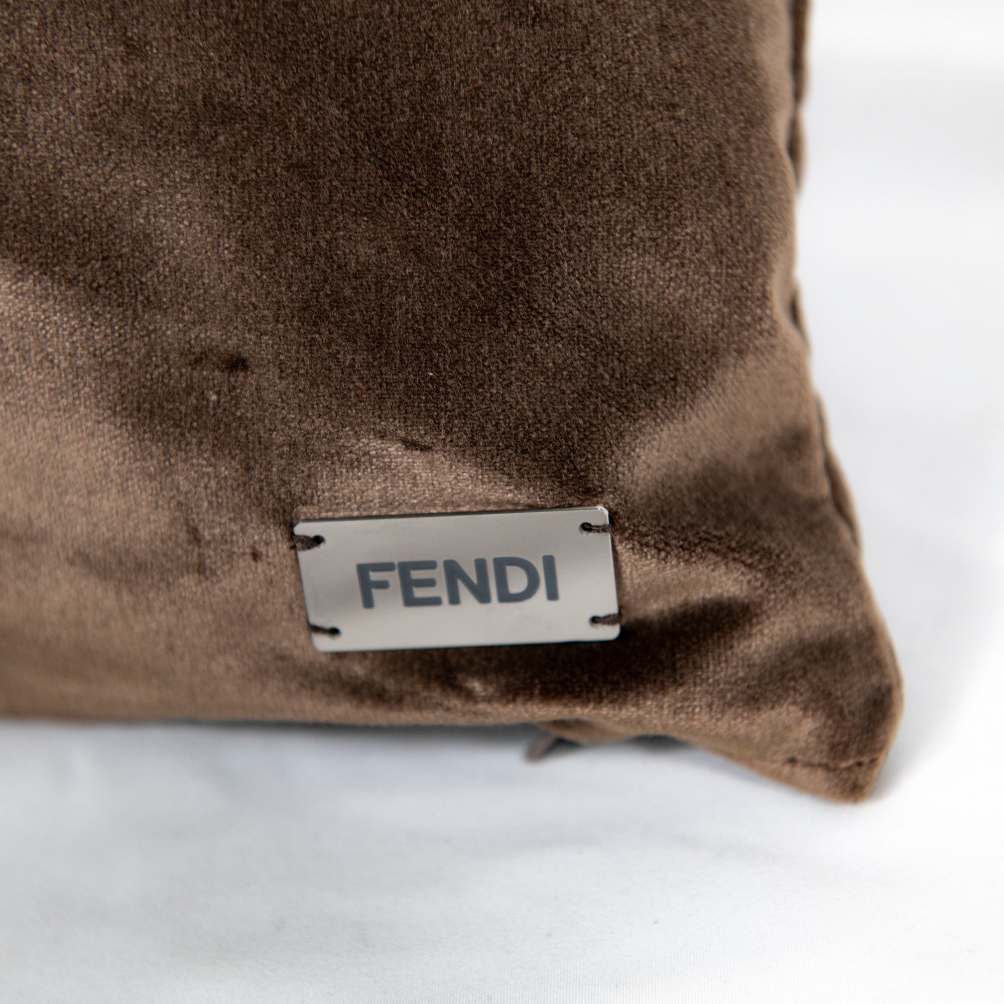 Coussin rectangulaire en velours à rayures - Marron