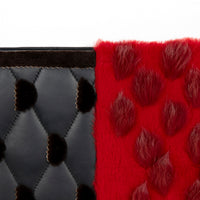 Décoration murale textile fourrure mélangée - Noir & Rouge
