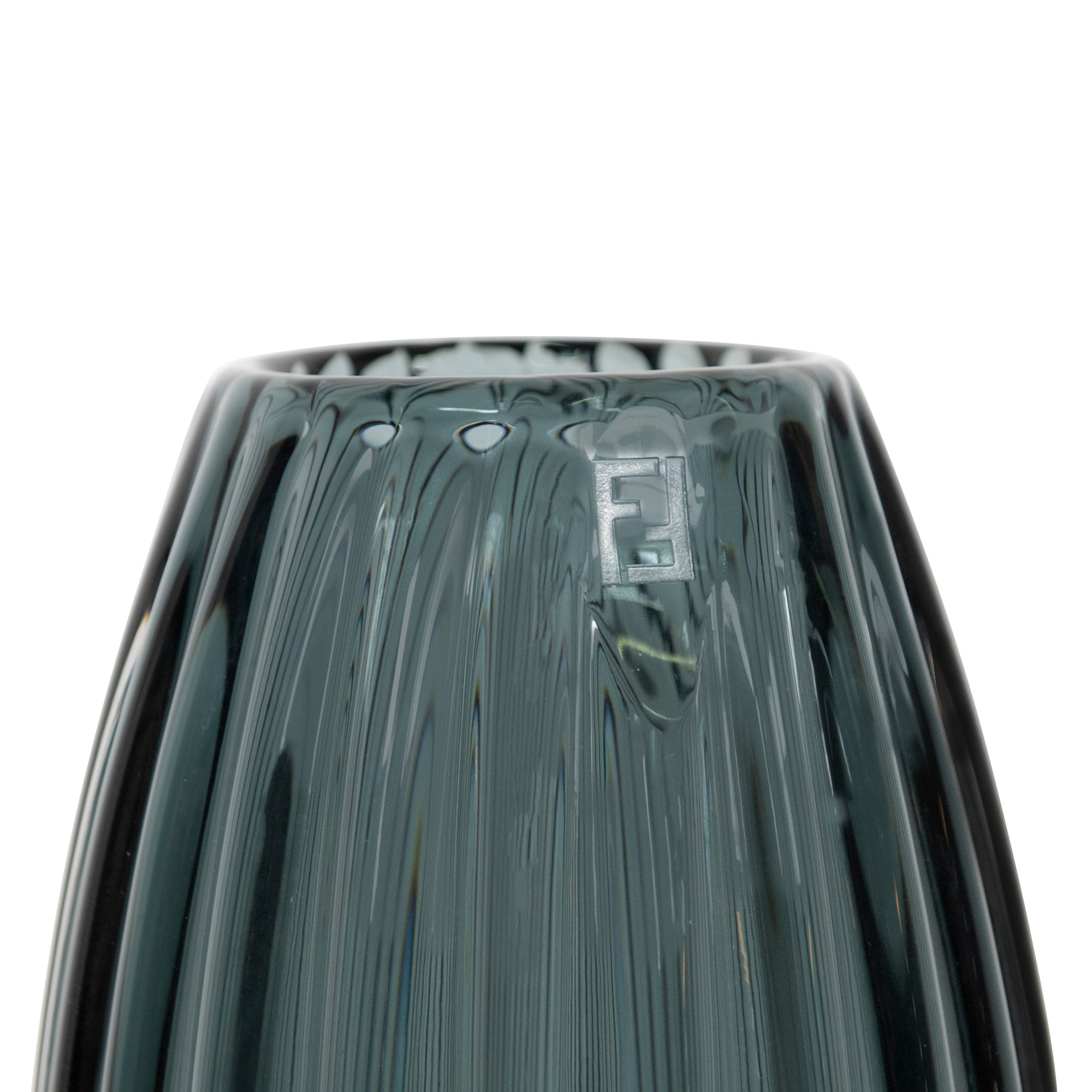Vase ovale à cannelures - Gris Fumé