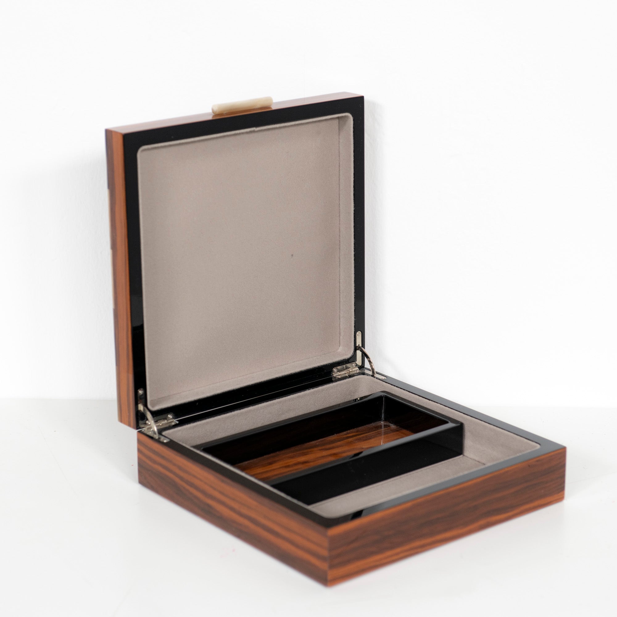 Boîte à bijoux en cuir avec finition grainée - Marron