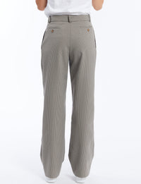2qty RELIQUAT 60€ 0%  / Pantalon Hector à pinces - Black