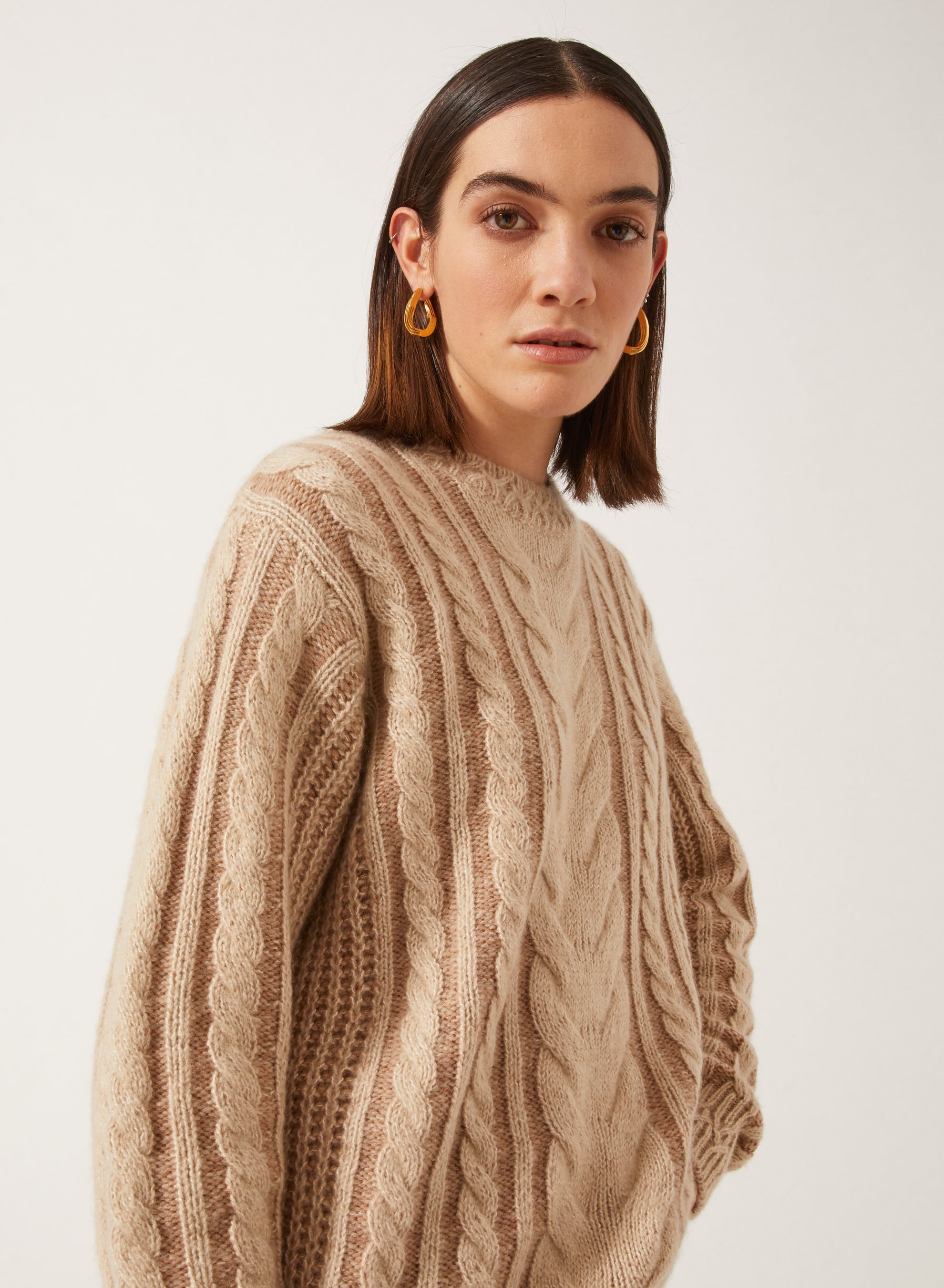 Ivory & Camel_1QTY // Pull à maille torsadée et finitions côtelées en laine - Ivory & Camel