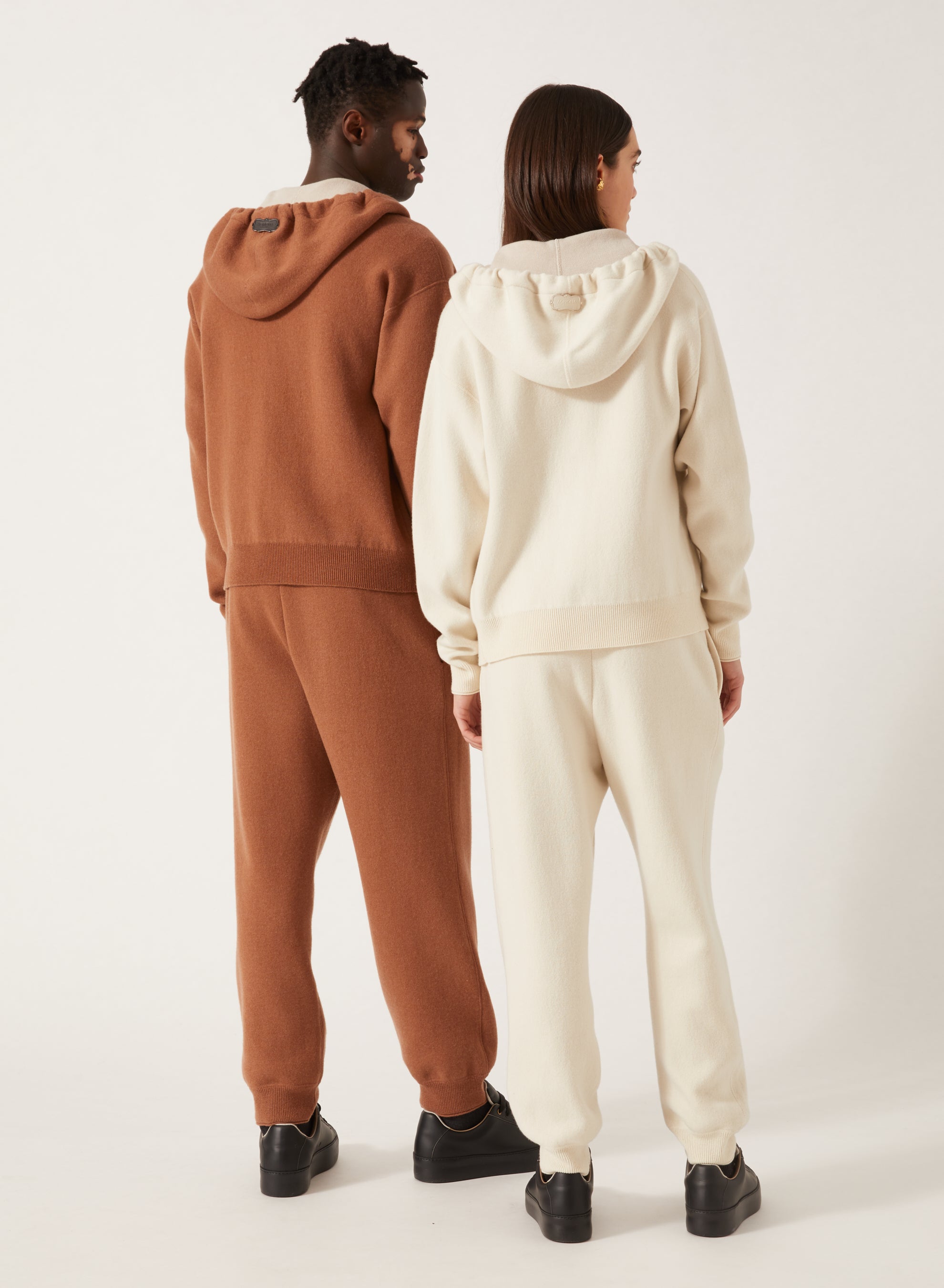 Ivory_1QTY // Pantalon de survêtement à bords-côtes en laine - Ivory