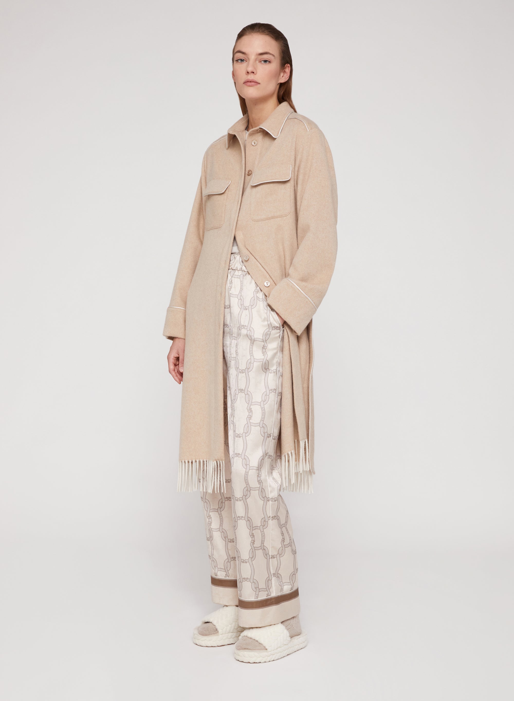 Camel_1QTY // Veste longue à franges en laine - Camel