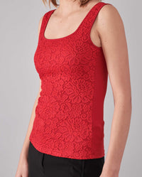 True Red / Top Akela
