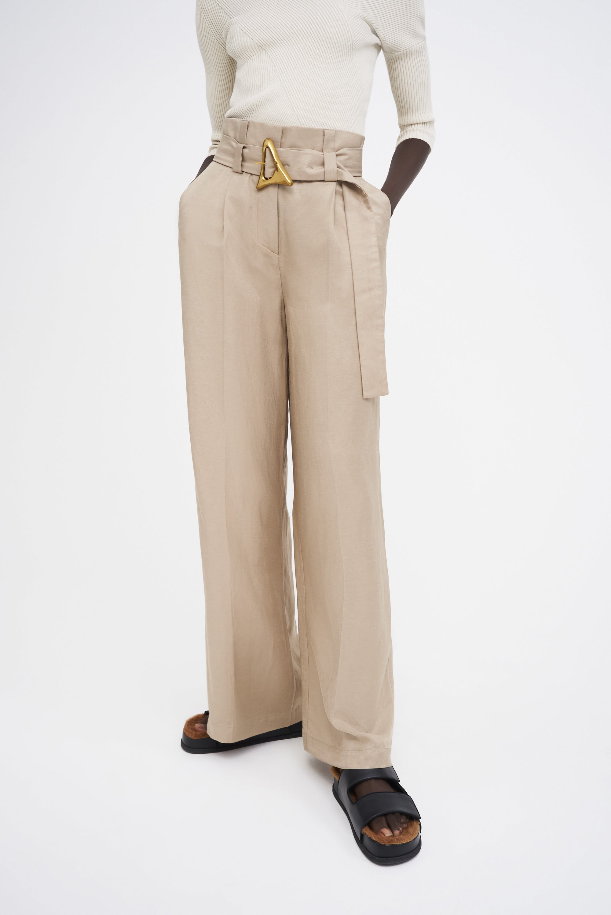 Alondra wide-leg trousers in linen blend - Khaki