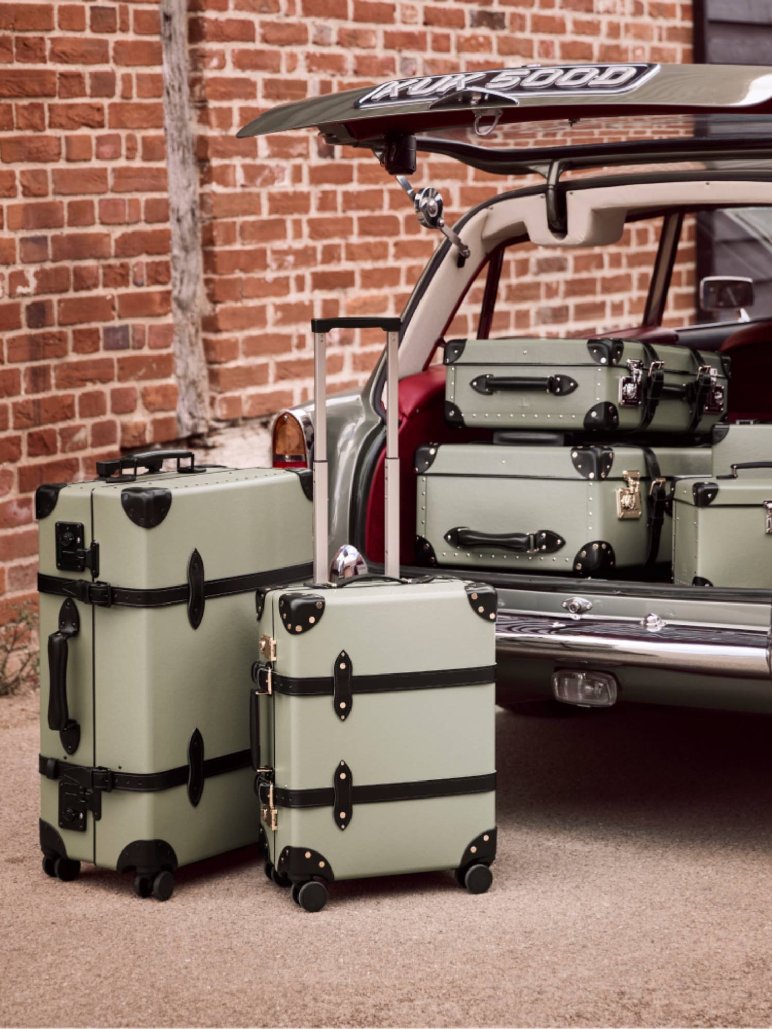 Grande valise soute Centenary 4 roues - Marine & Chrome