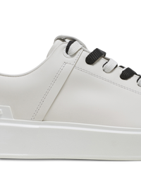 Baskets b-court en cuir lisse - Blanc & Noir