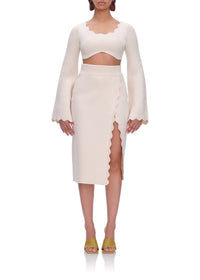 Oda cropped top with long scalloped sleeves - Tusk