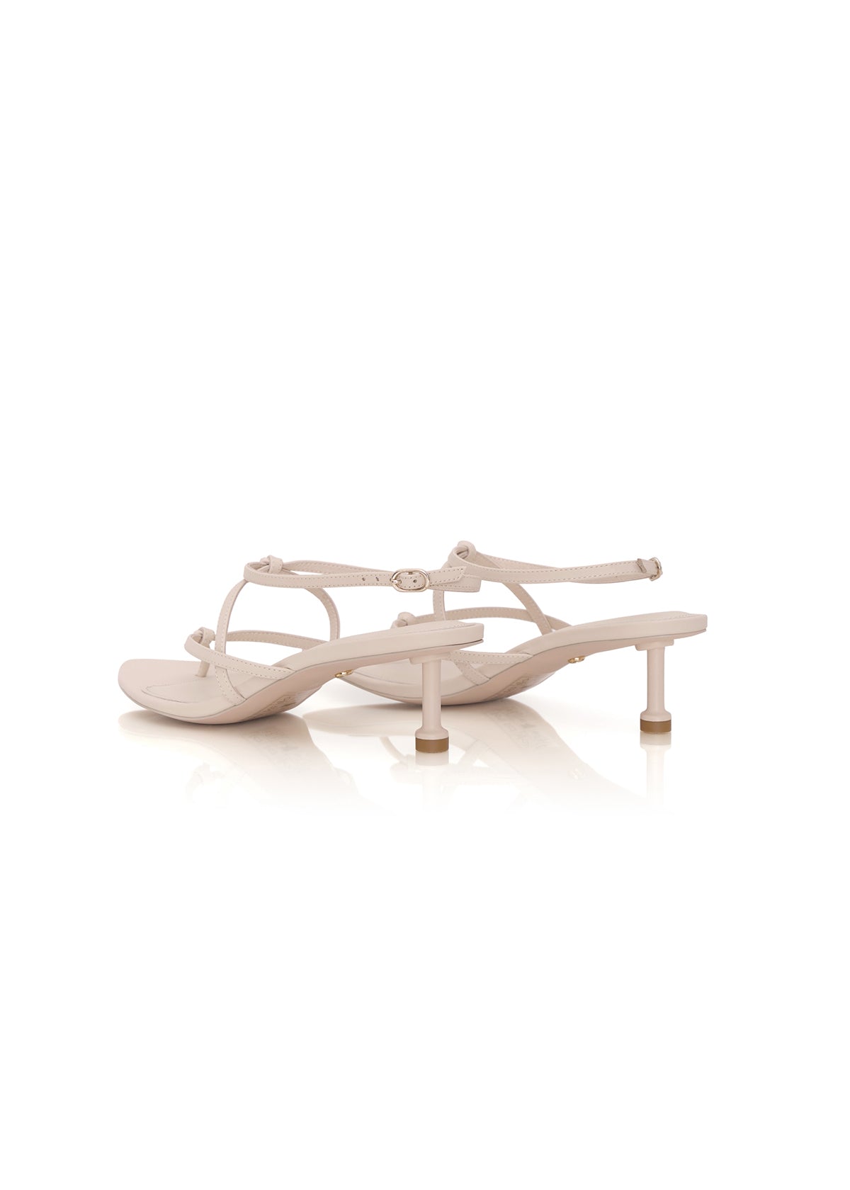 Vee heeled sandals in leather - Ivory