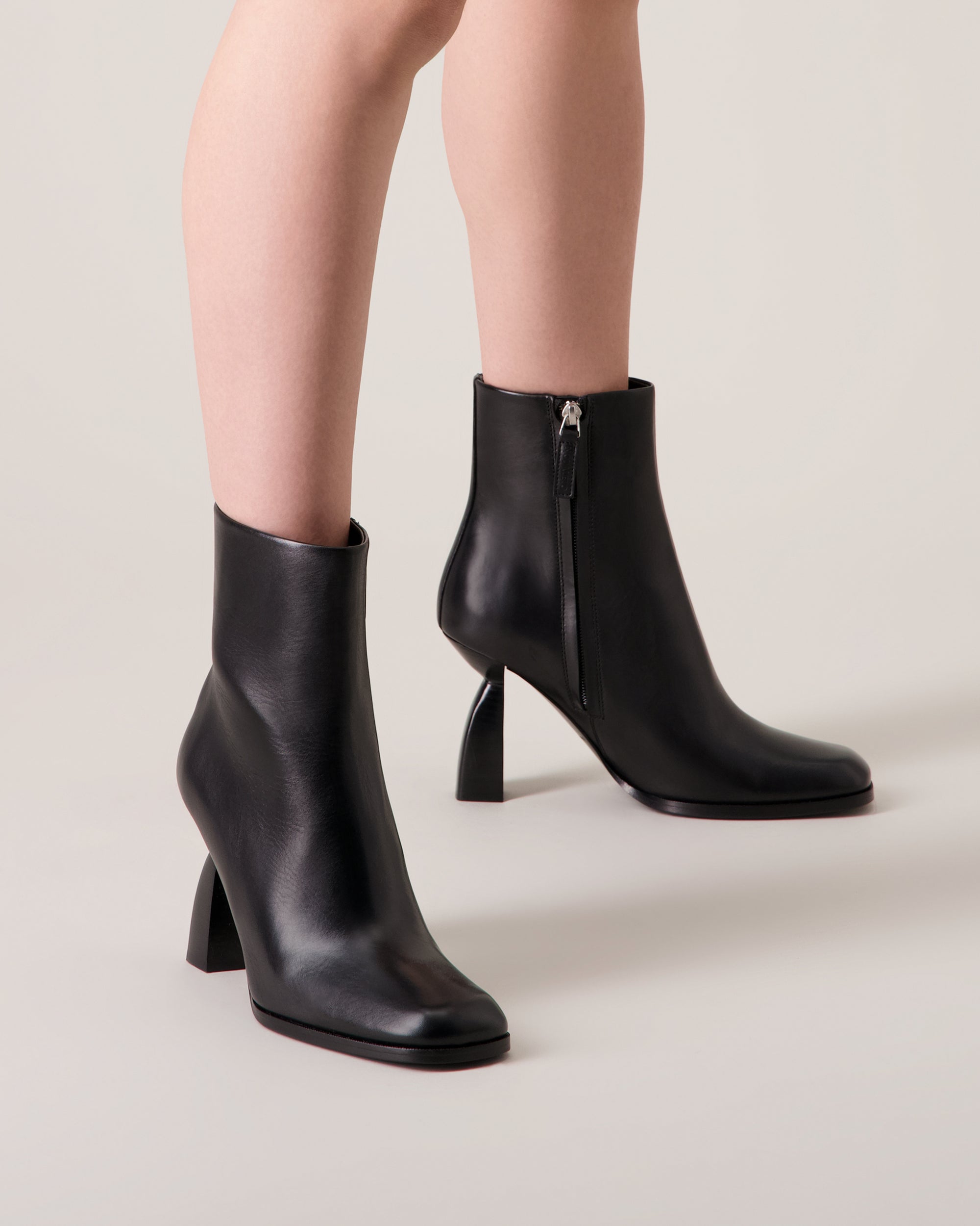 Angel B 90 boots - Black soul