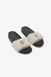 5qty NEW / BRITT SLIDES - CREAM