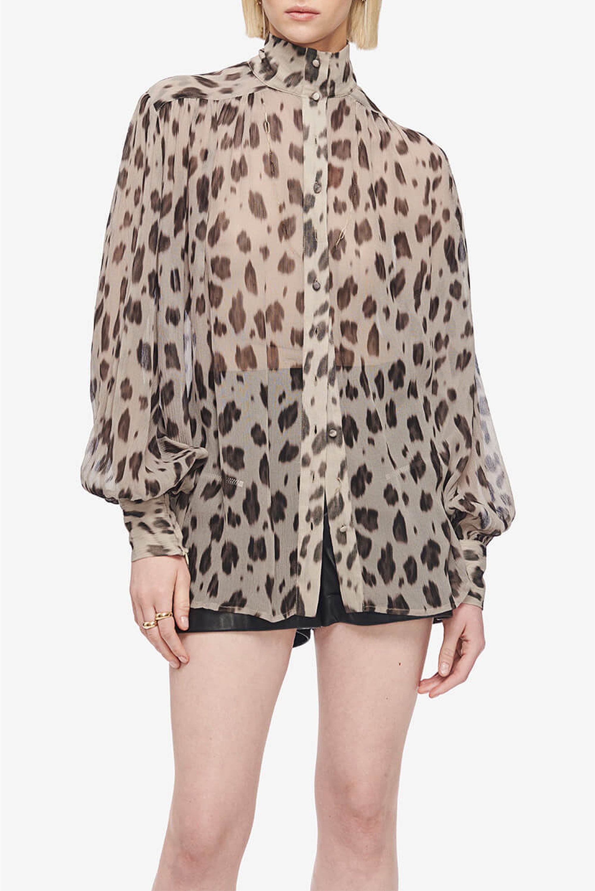 1qty NEW / KACEY TOP - BEIGE LEO