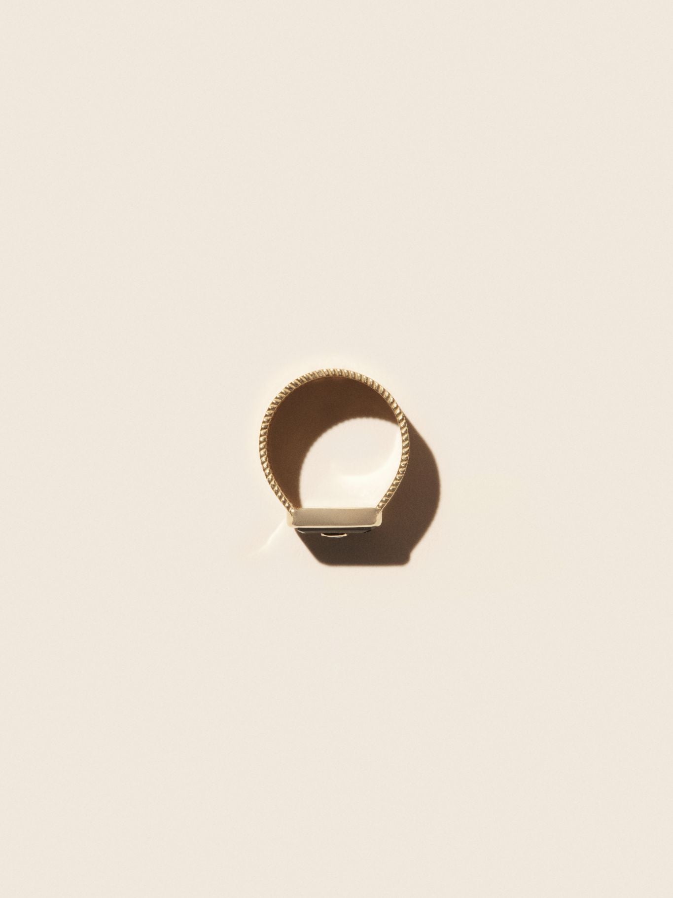 Bague Anton N°2 en or jaune - Black Onyx