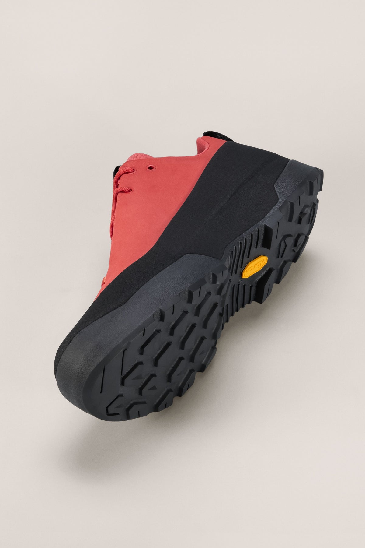 Konseal suede trainers - Stone Red & Black