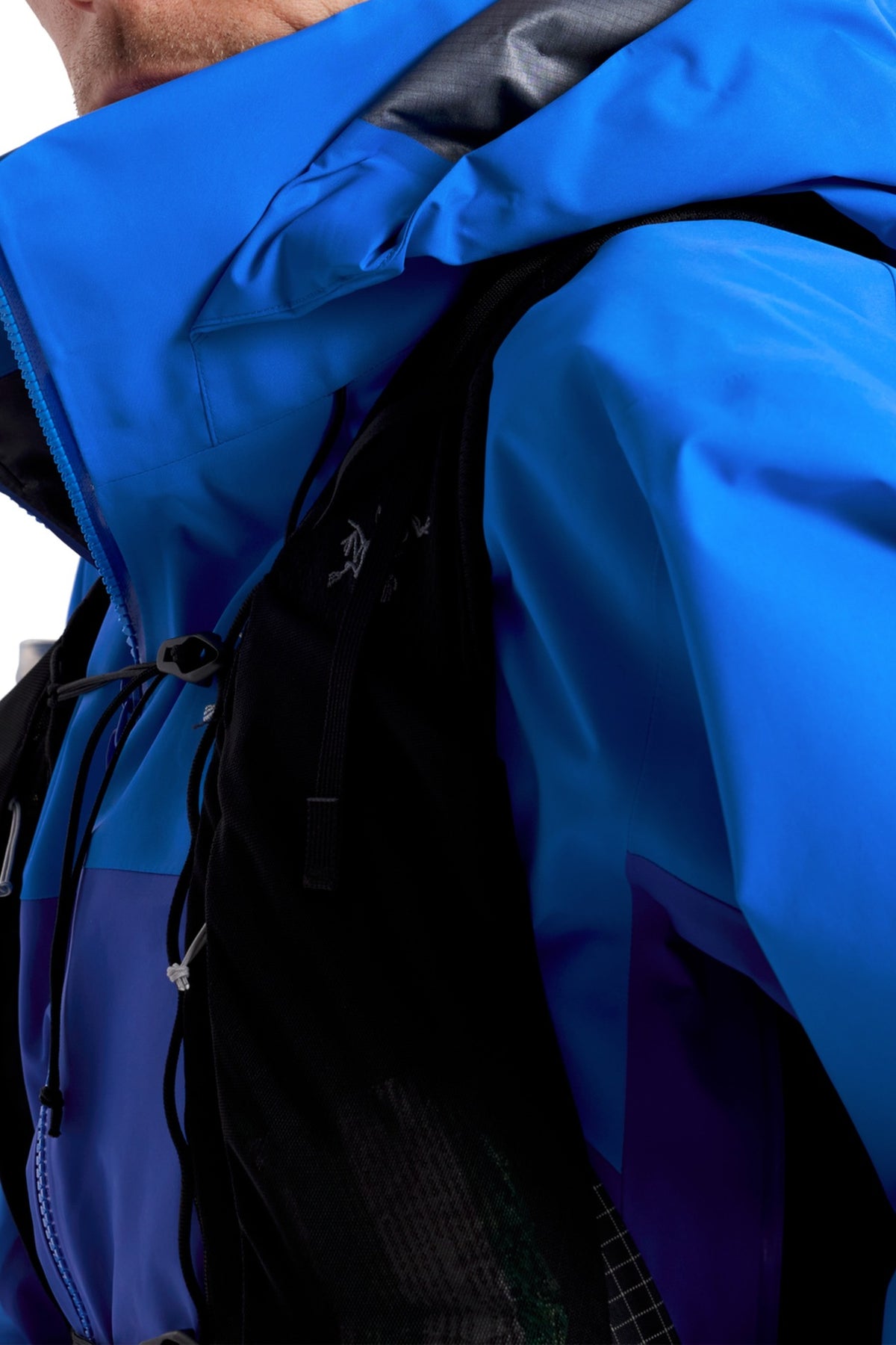 Veste à capuche Beta AR - Fluidity & Vitality