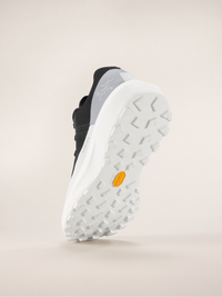 RECO 65 / Sneakers Norvan LD 4 - Black & Arctic Silk