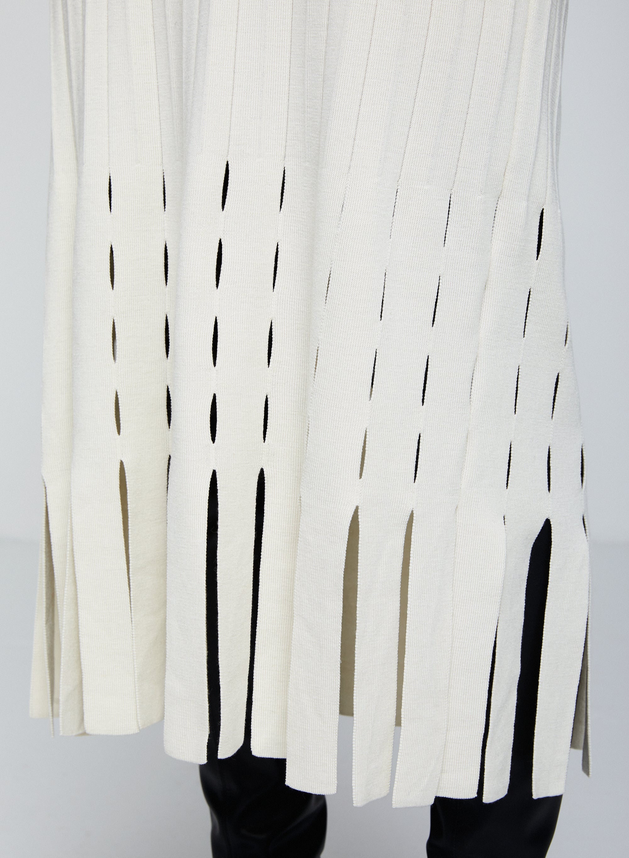 Artic skirt with wool fringes - Beige