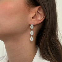 Boucles d'oreilles Aman en or blanc 18K sertie de diamants - Or blanc