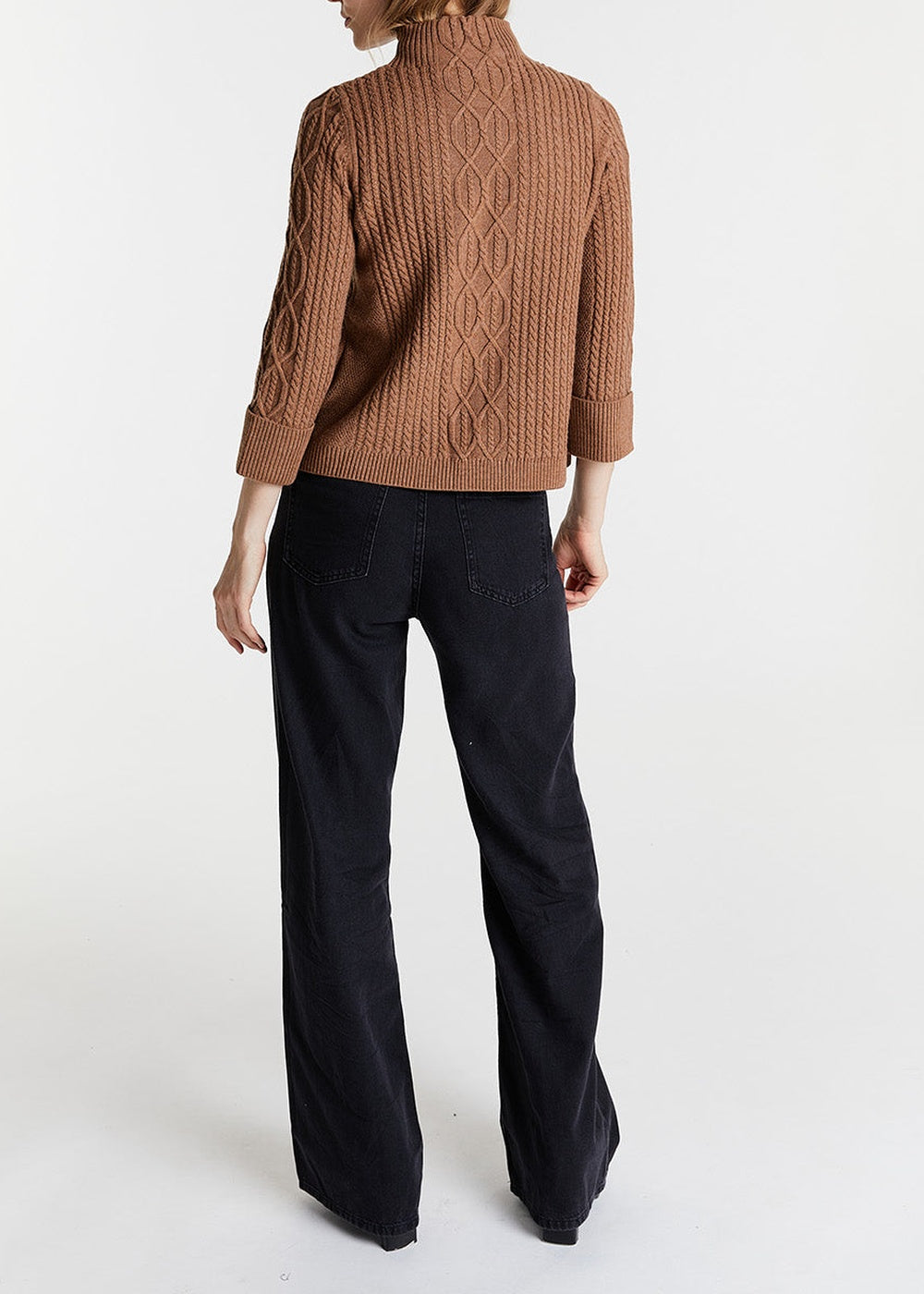 Pull col montant mailles torsadées en laine - Camel