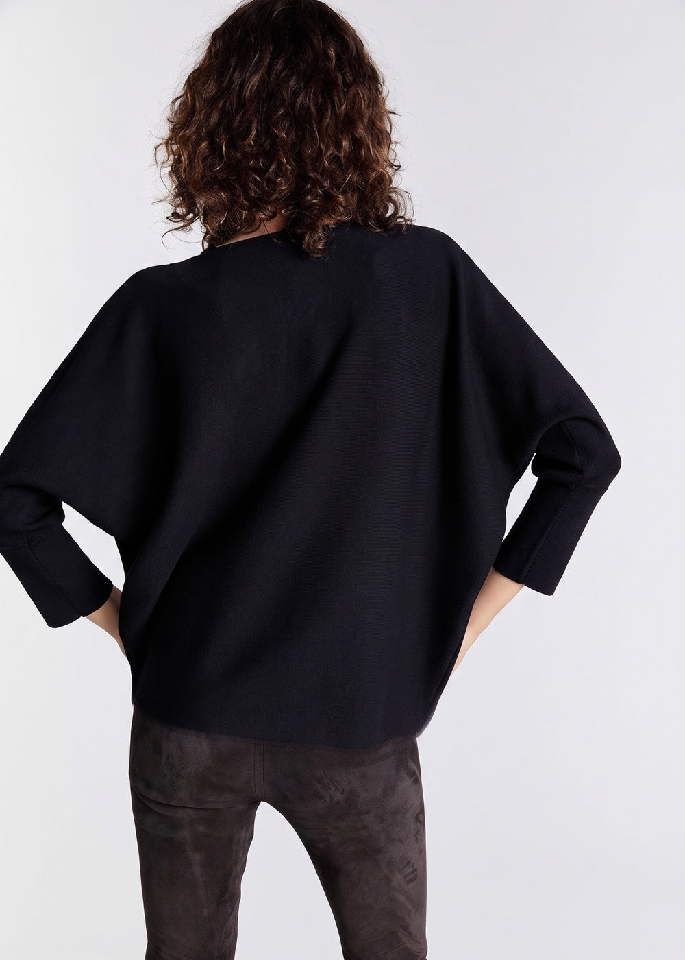 Pull ample col bateau en laine - Noir