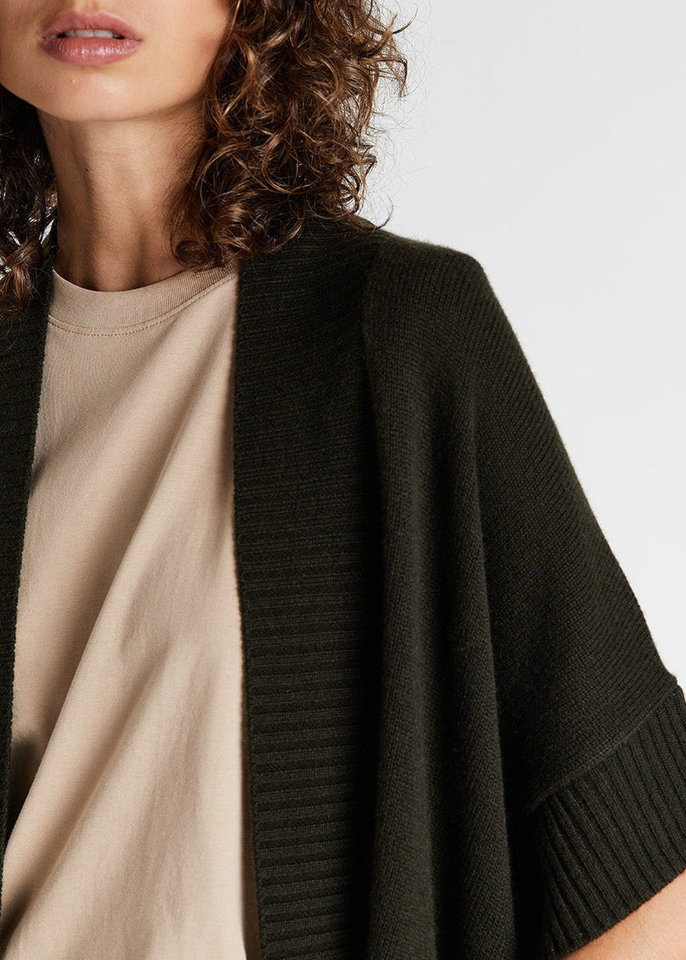 Cardigan long sans manches en laine & cachemire - Noir